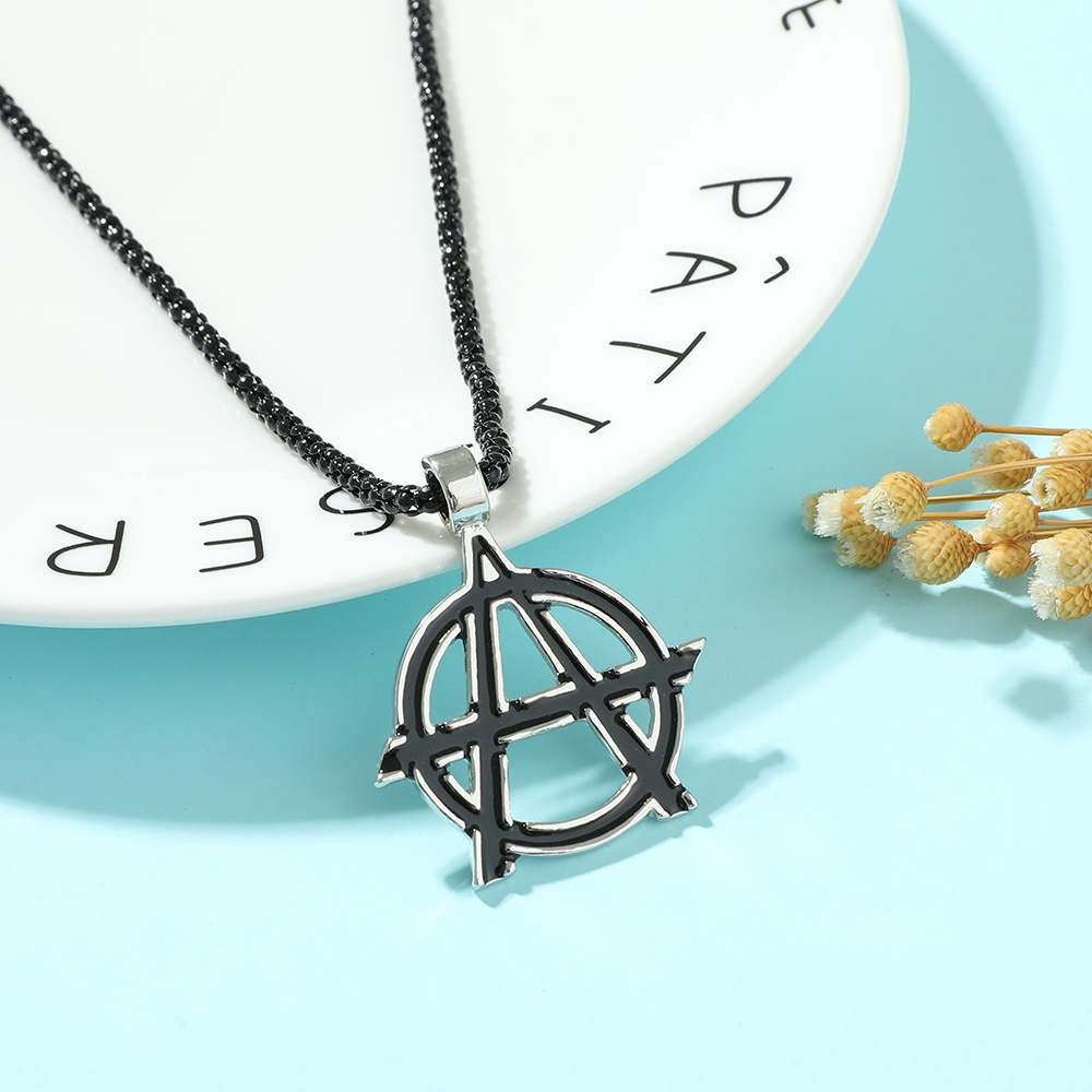 Men Accessories Logo - Colar com Símbolo do Letra A
