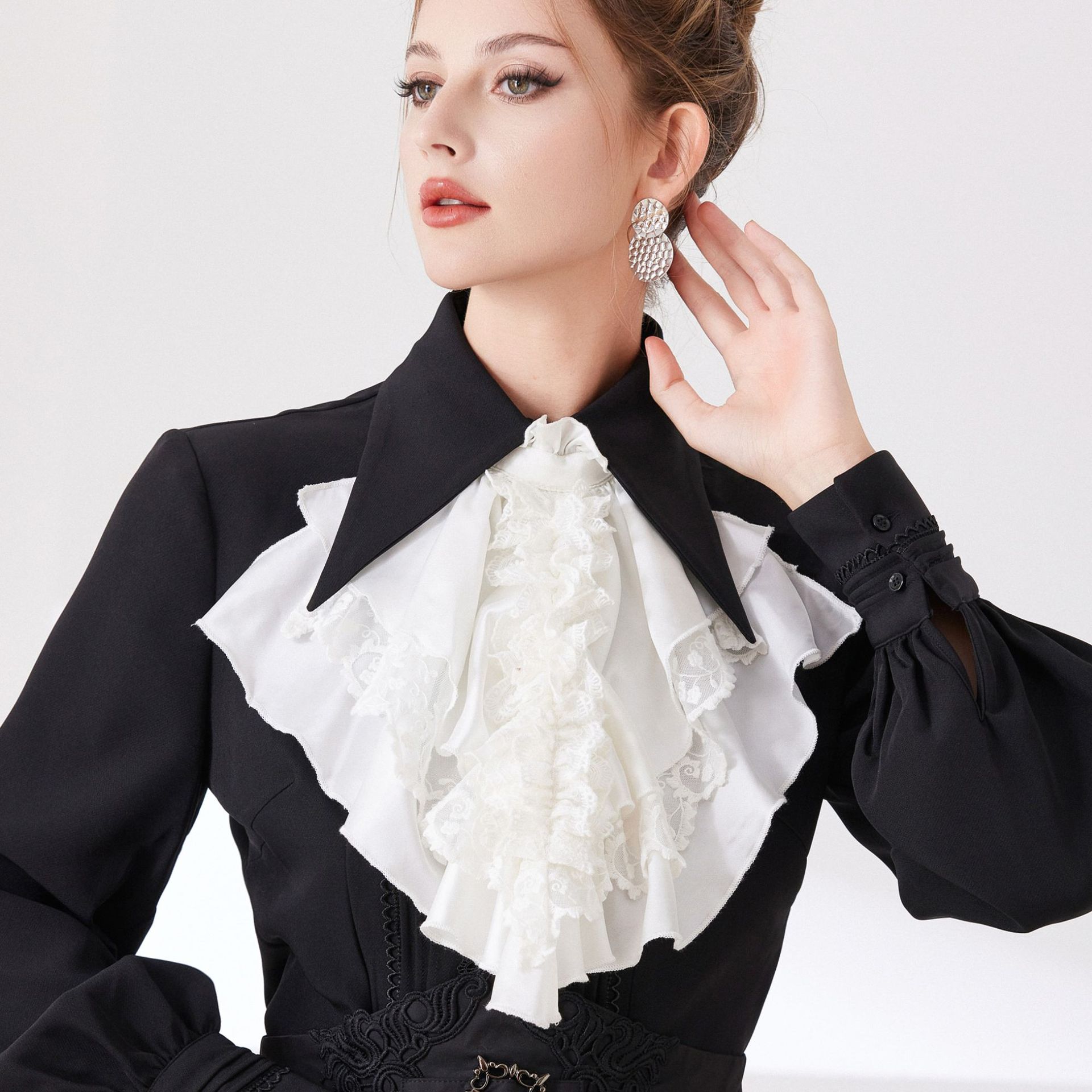 Gola Falsa Vitoriana Jabot par - Men'S Victorian Accessories avaliação e preço